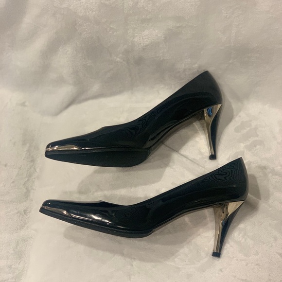 Stuart Weitzman Never Worn Navy Patent Pumps w/Silver Accent, Size 11! - Picture 3 of 9